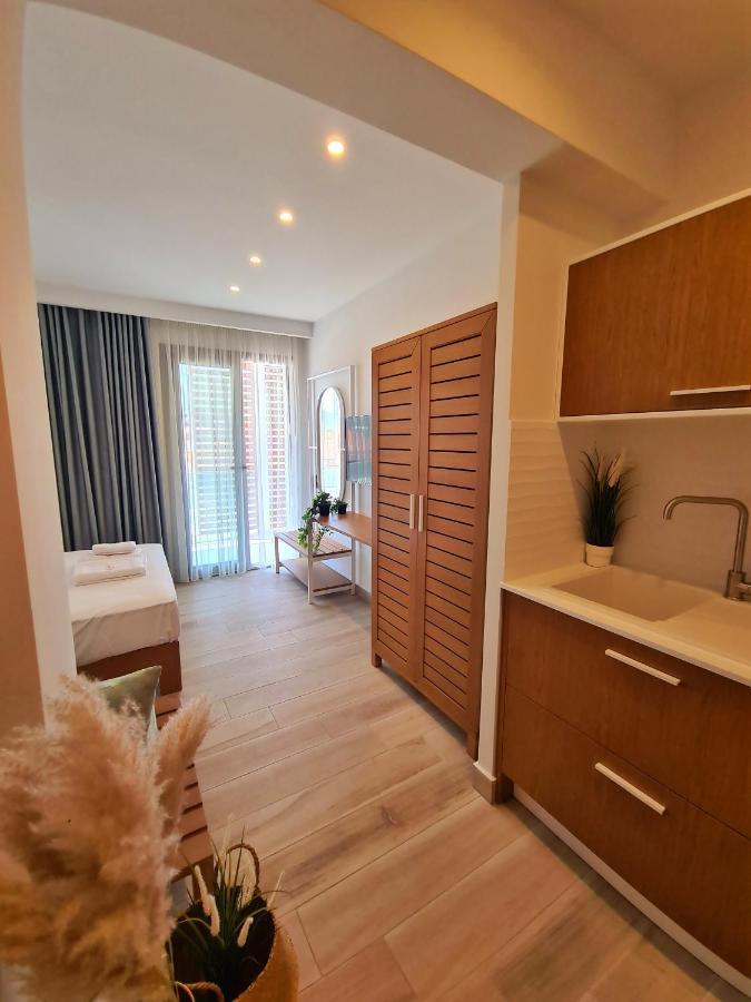 Alkion Boutique Living Aparthotel Nea Vrasna Exterior photo