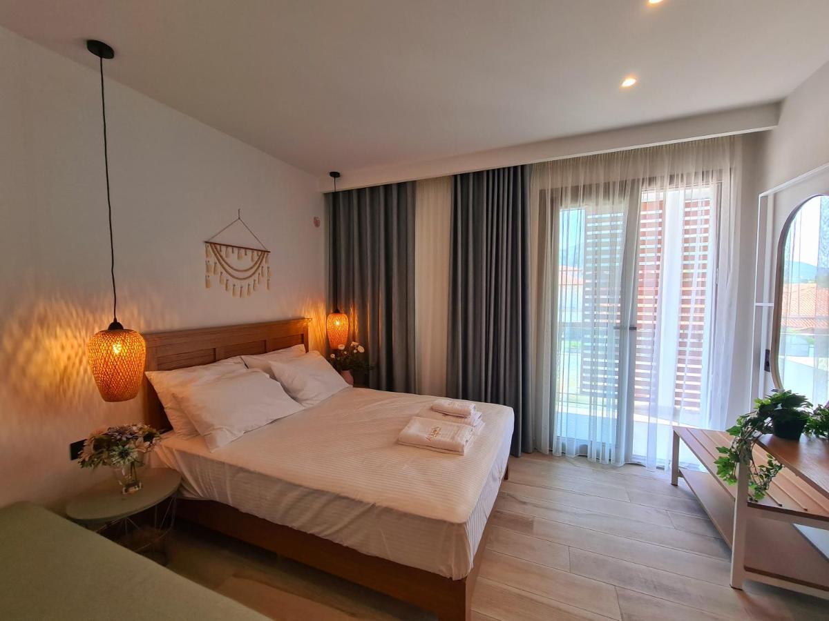 Alkion Boutique Living Aparthotel Nea Vrasna Exterior photo