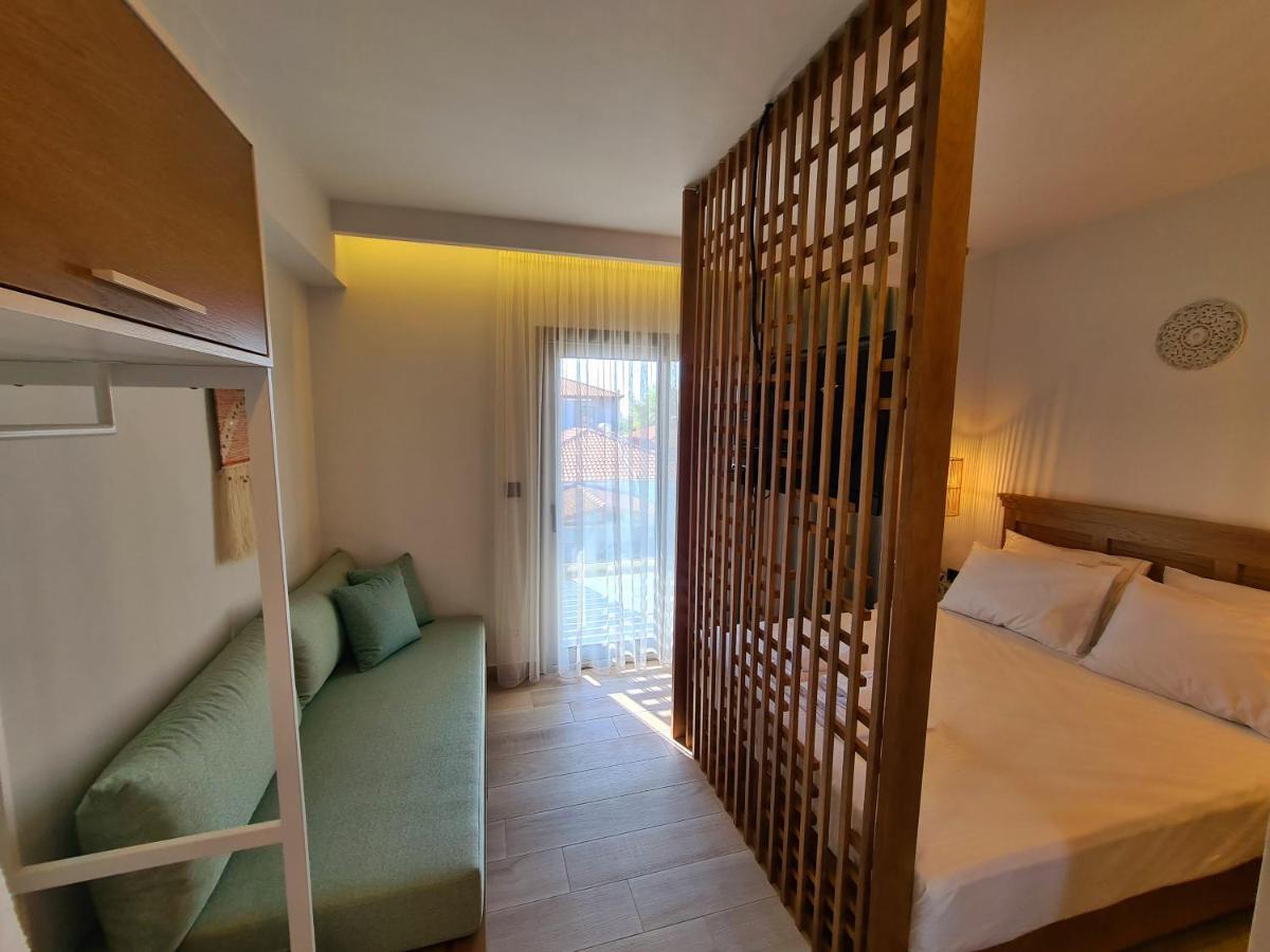 Alkion Boutique Living Aparthotel Nea Vrasna Exterior photo