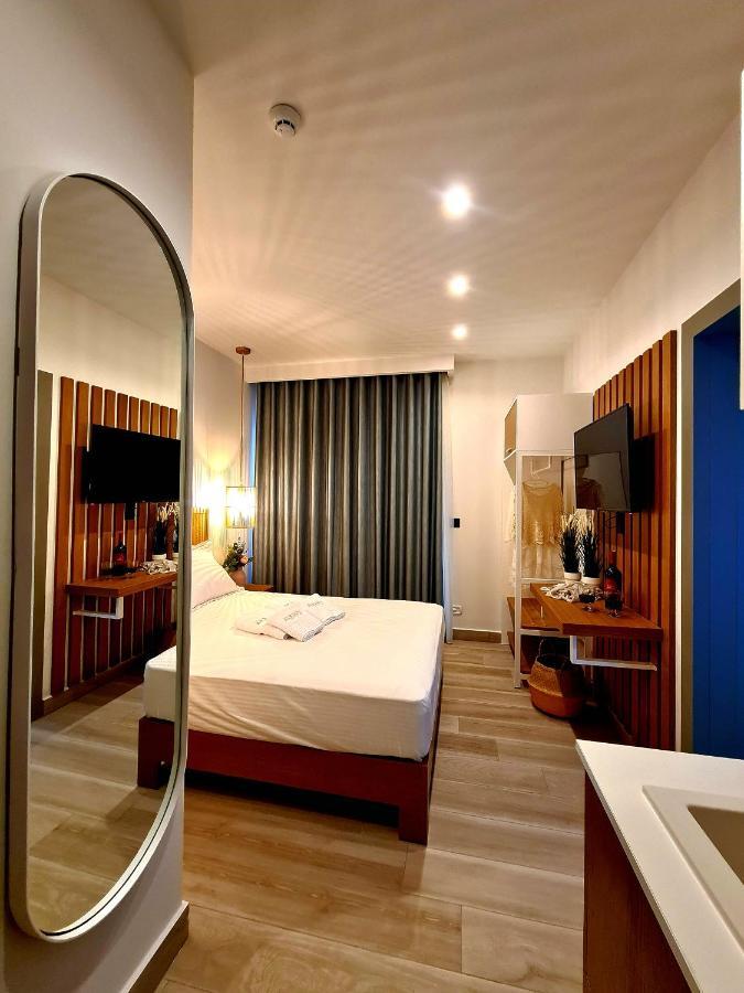 Alkion Boutique Living Aparthotel Nea Vrasna Room photo